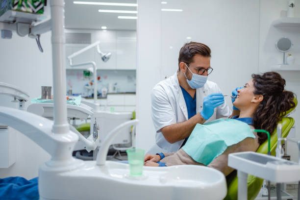 Best Tooth Extraction  in Lake Mack Forest Hills, FL